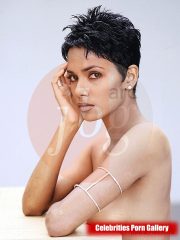 Halle Berry Naked celebrity pictures image 20 