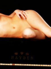 Hayden Panettiere Naked Celebrity Pics image 26 