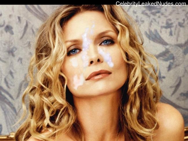 Michelle-Pfeiffer-nude-celebrities-5