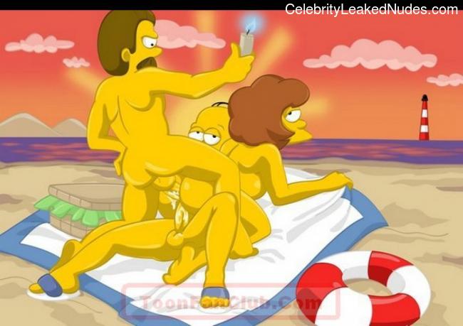 The-Simpsons-celebrities-naked-4