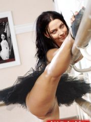 Amy Lee Celebrities Naked image 3 