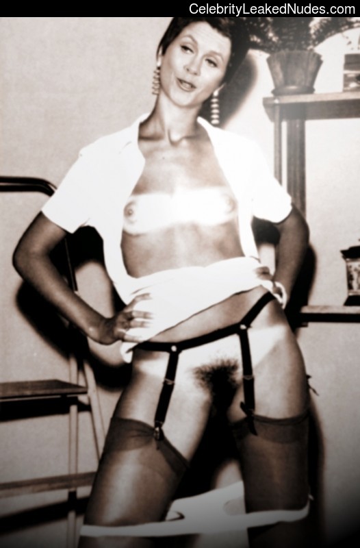Elizabeth-Montgomery-nude-celebs-1