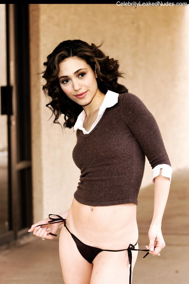 Emmy-Rossum-nude-celebs-29